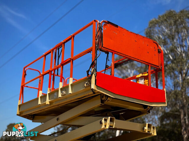 JLG M4069 Scissor Lift Access &amp; Height Safety