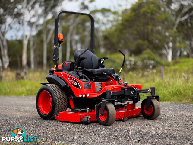 Kubota ZD1221 Zero Turn Lawn Equipment