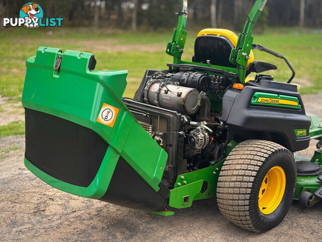 John Deere 997 Zero Turn Lawn Equipment