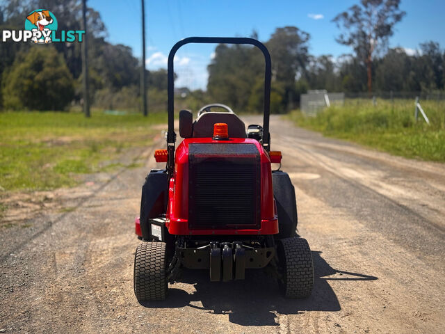 Toro 3200 Front Deck Lawn Equipment