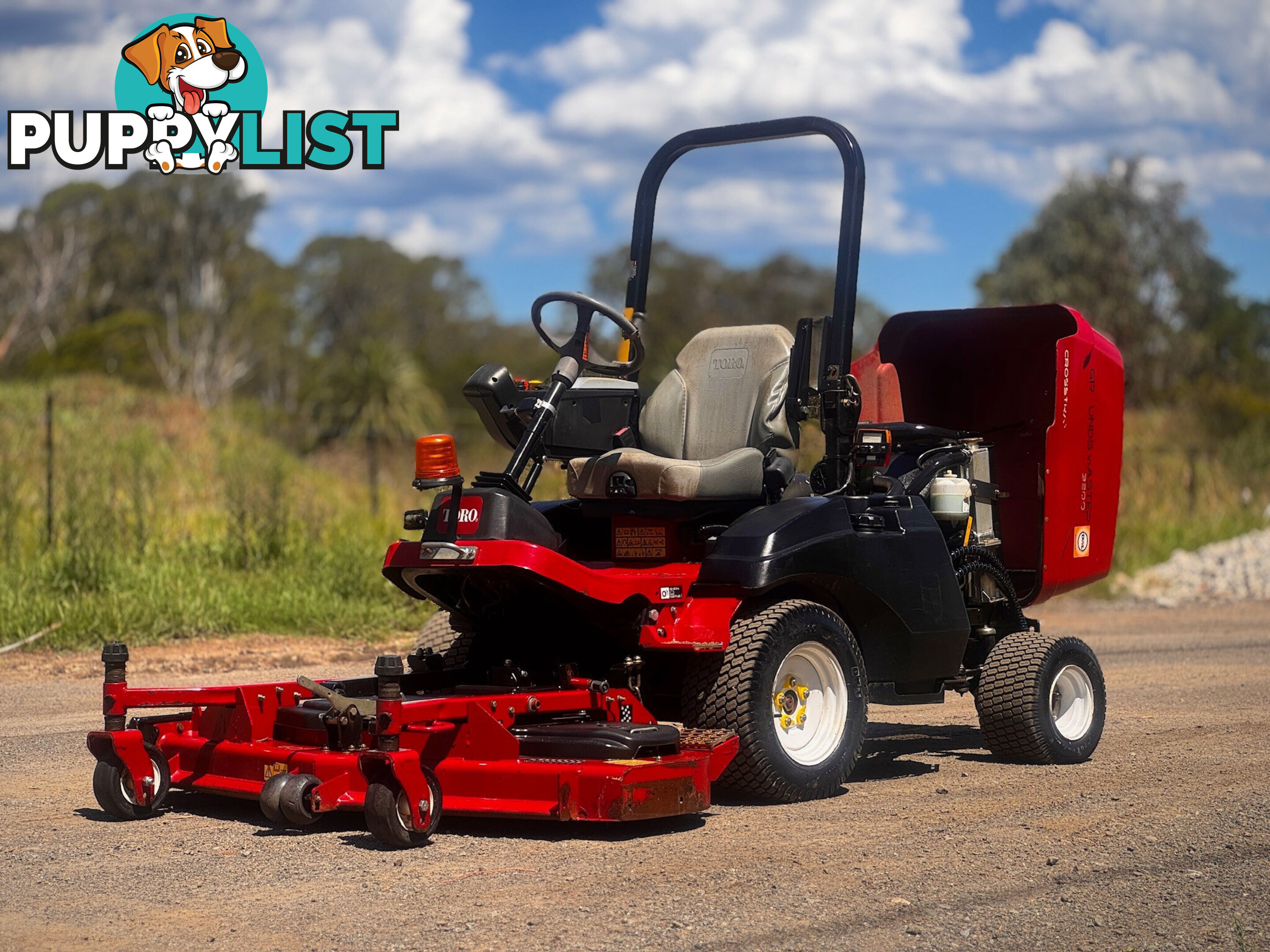 Toro 3200 Front Deck Lawn Equipment