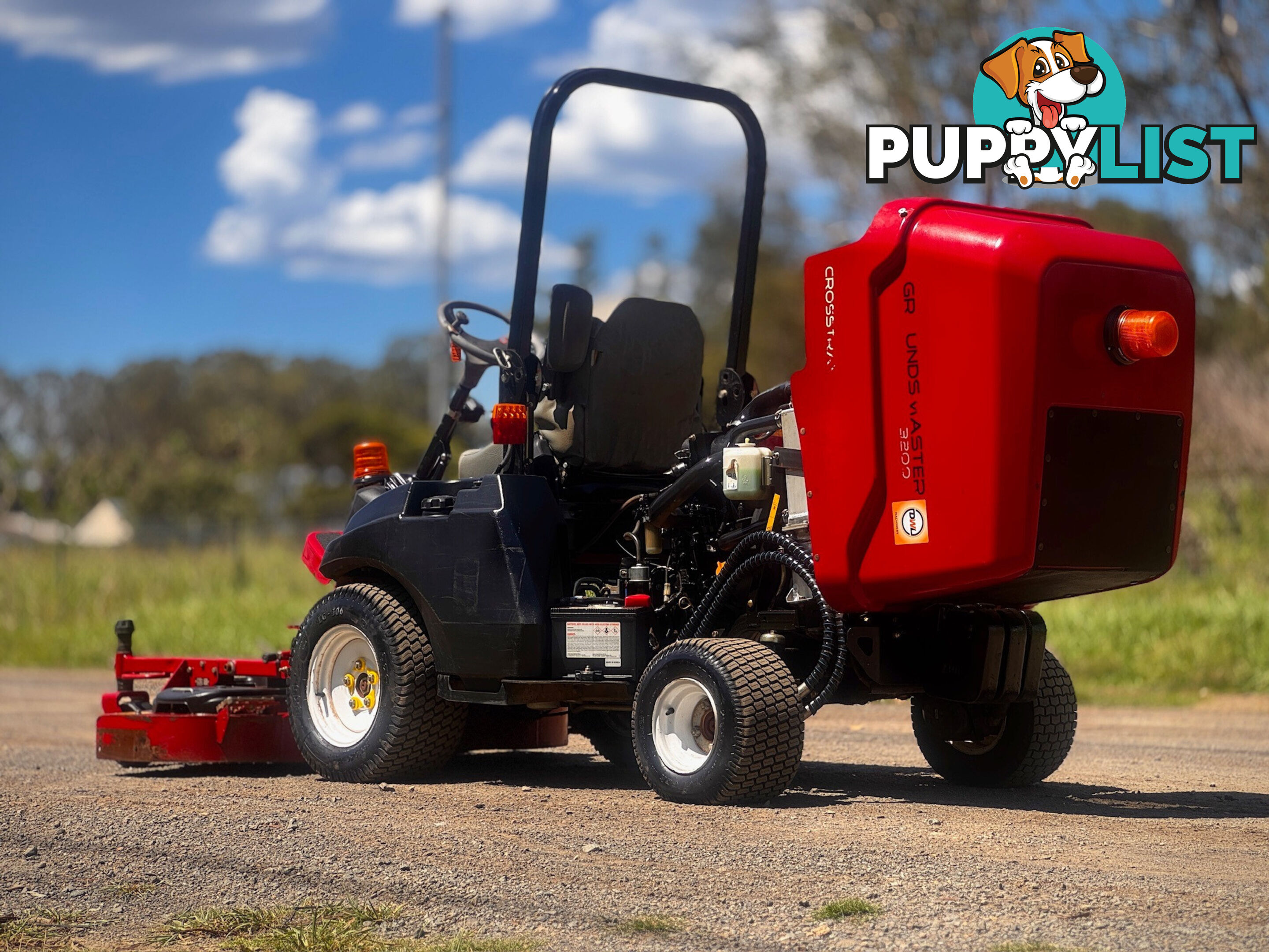 Toro 3200 Front Deck Lawn Equipment