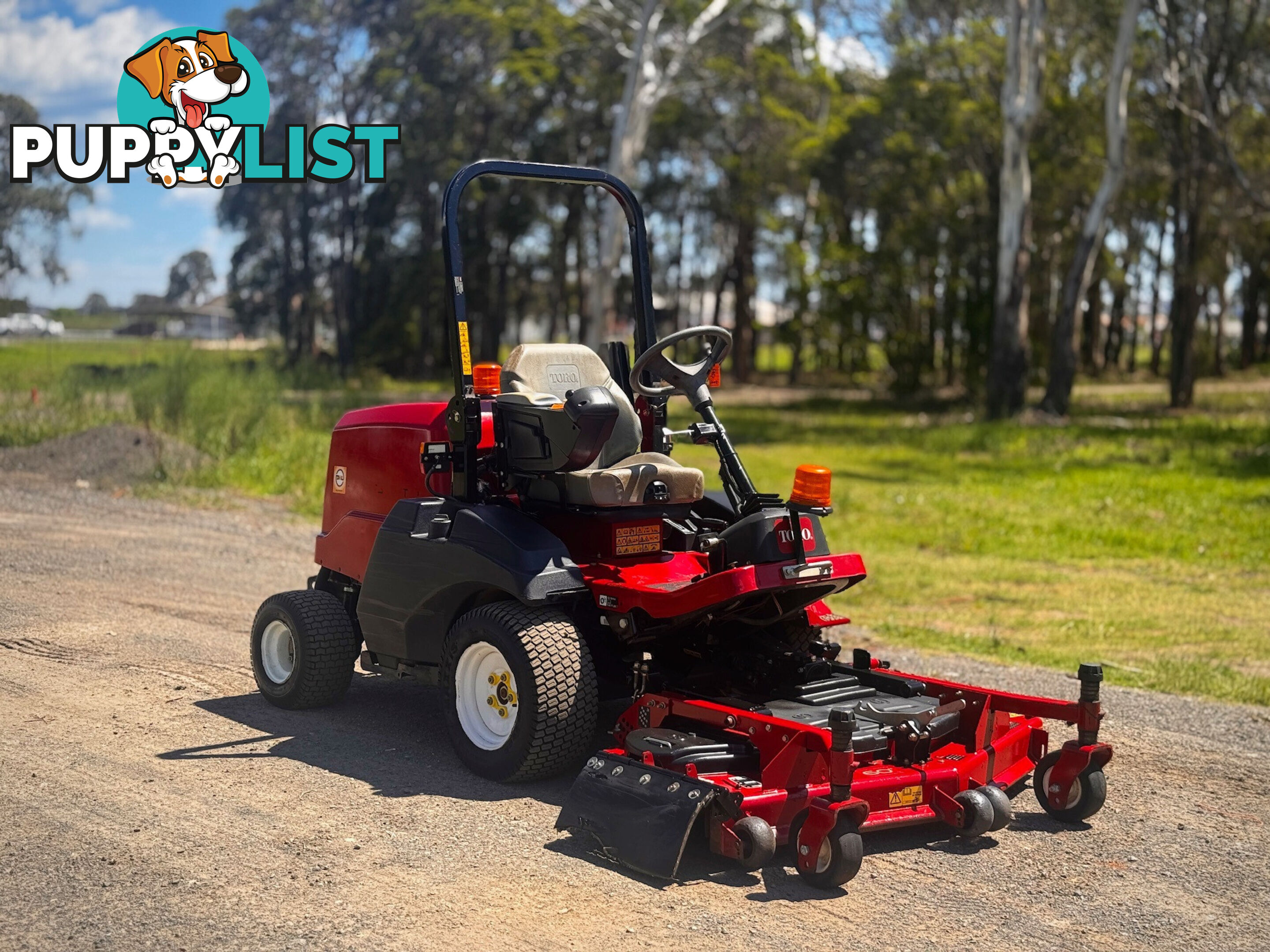 Toro 3200 Front Deck Lawn Equipment