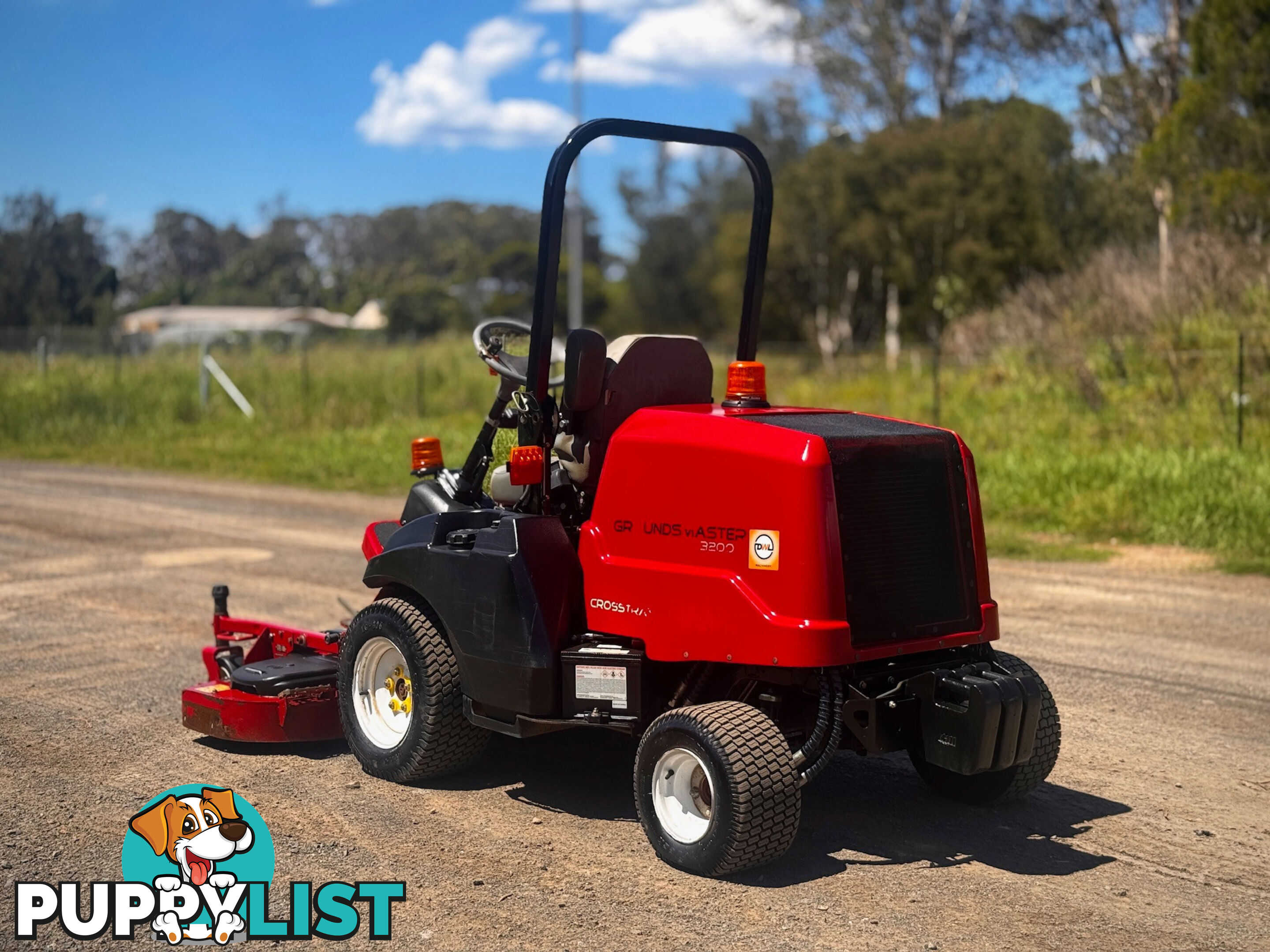 Toro 3200 Front Deck Lawn Equipment