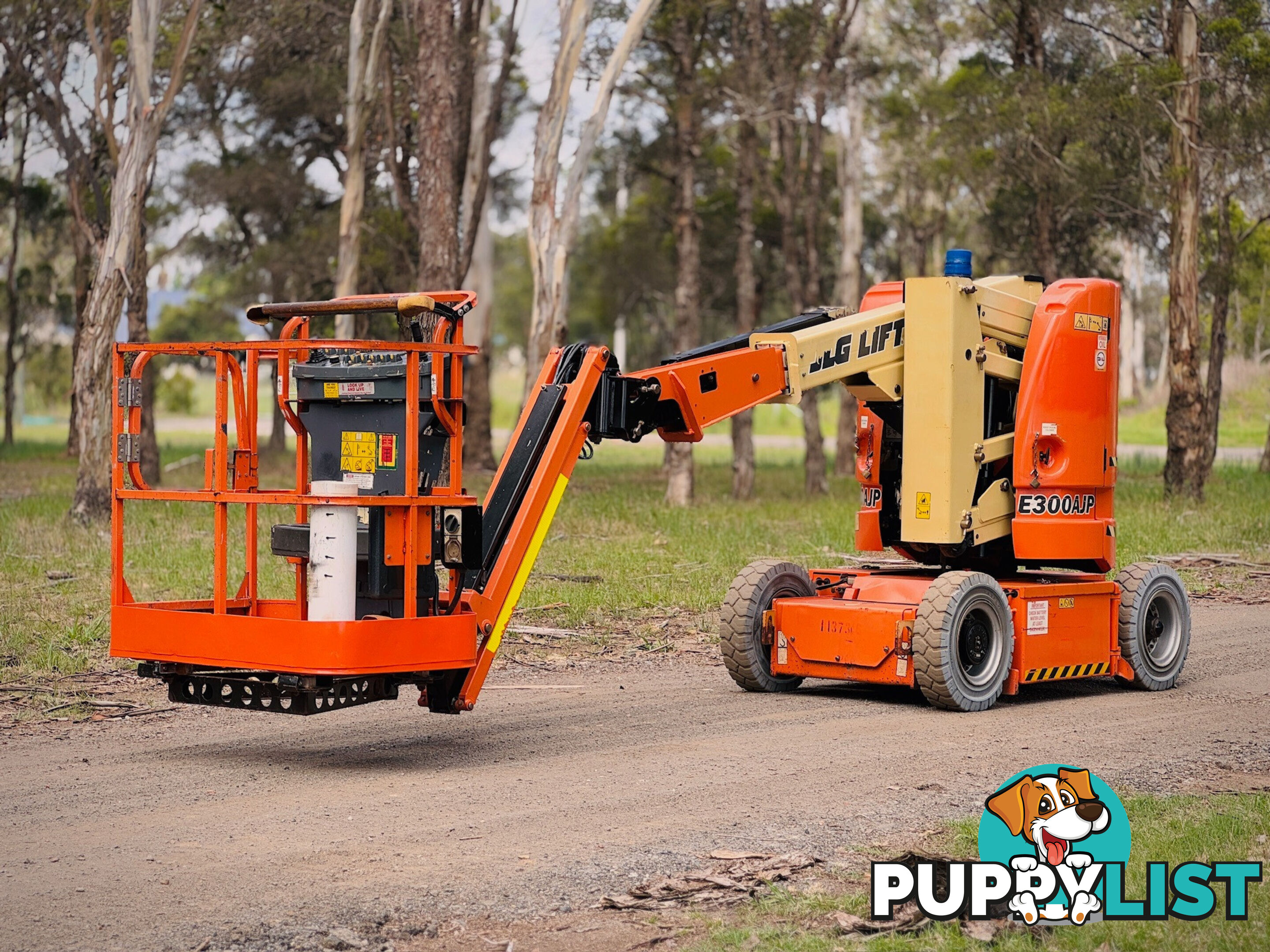 JLG E300AJP  Boom Lift Access &amp; Height Safety