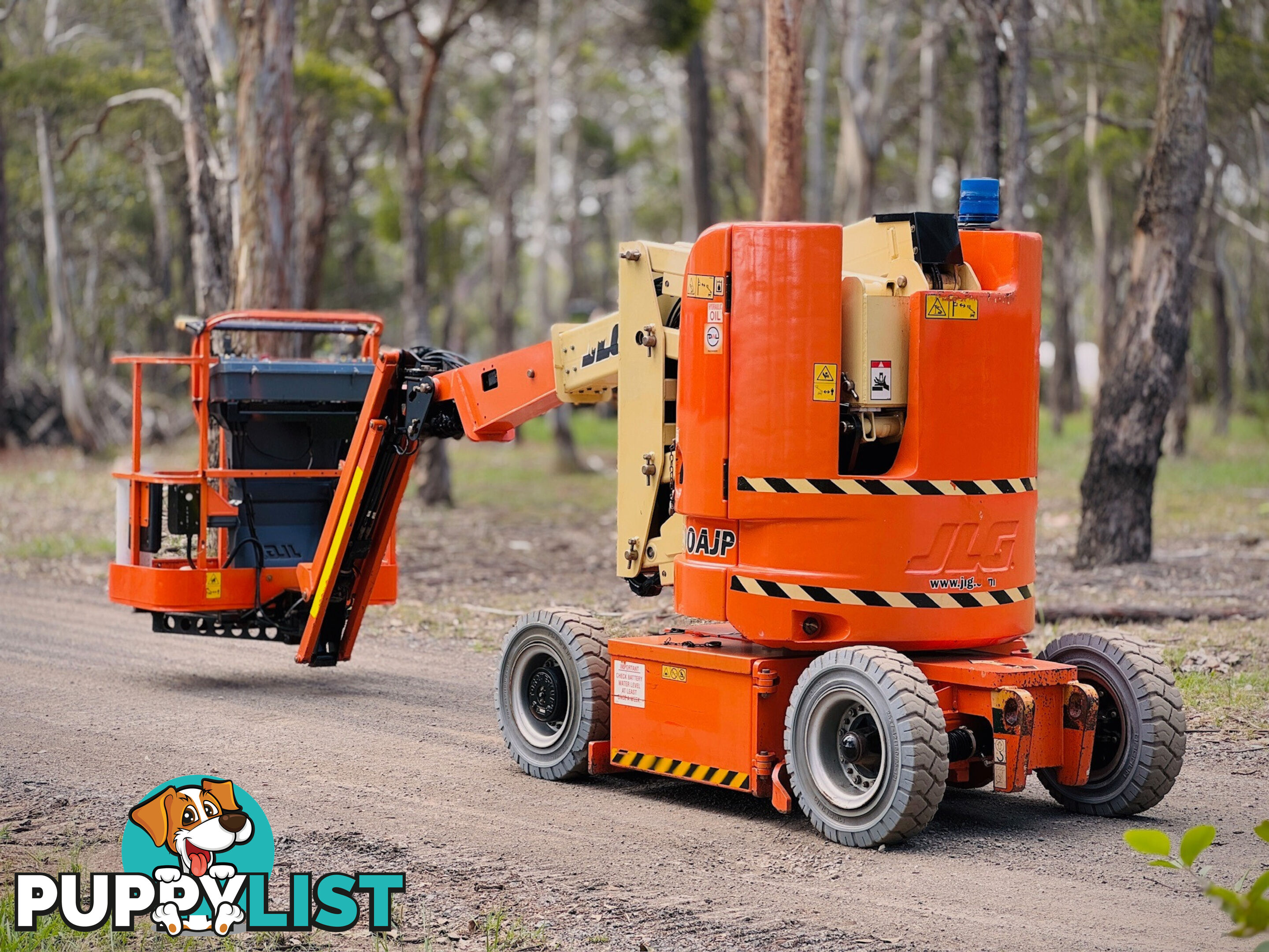 JLG E300AJP  Boom Lift Access &amp; Height Safety