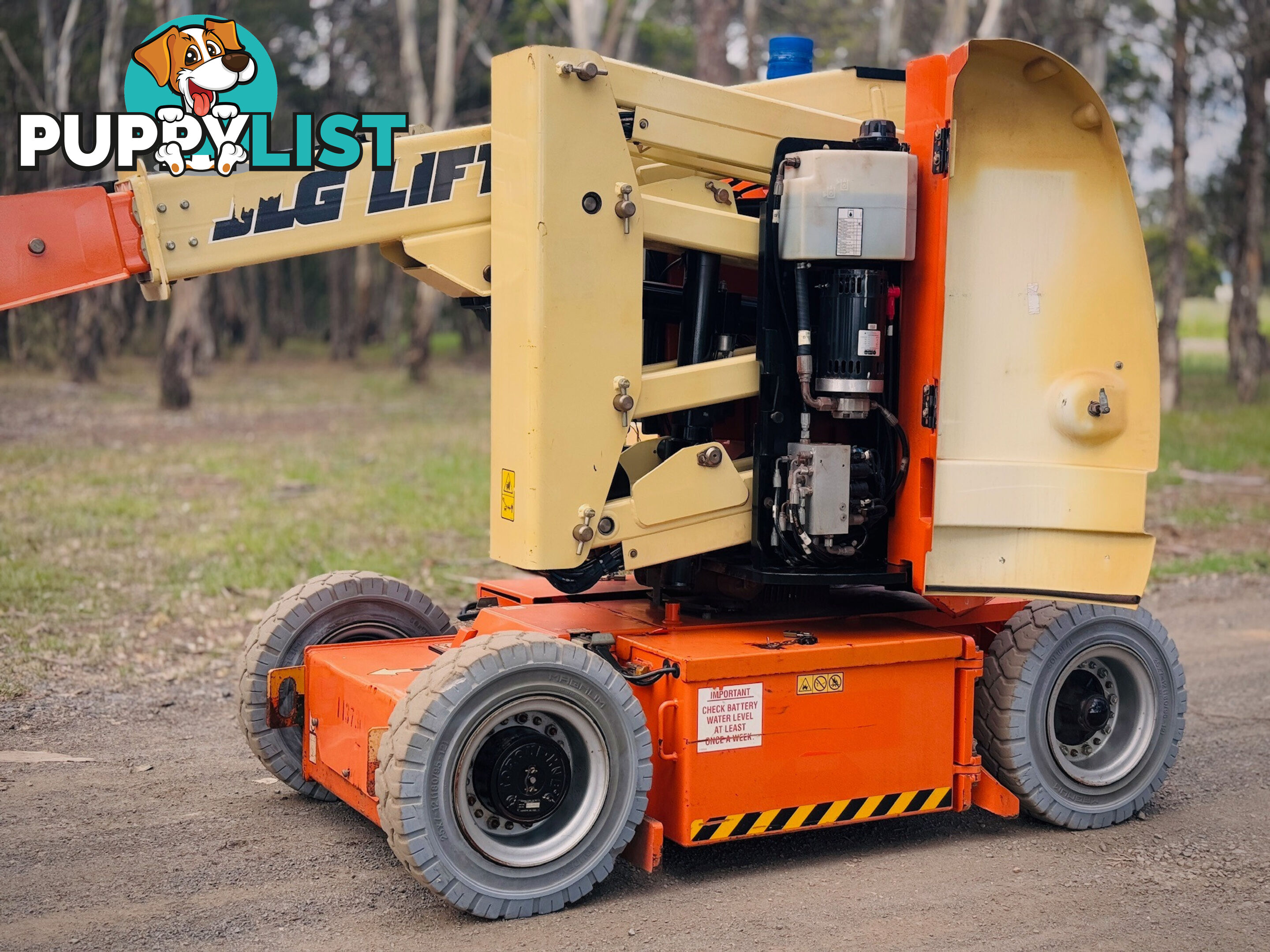 JLG E300AJP  Boom Lift Access &amp; Height Safety