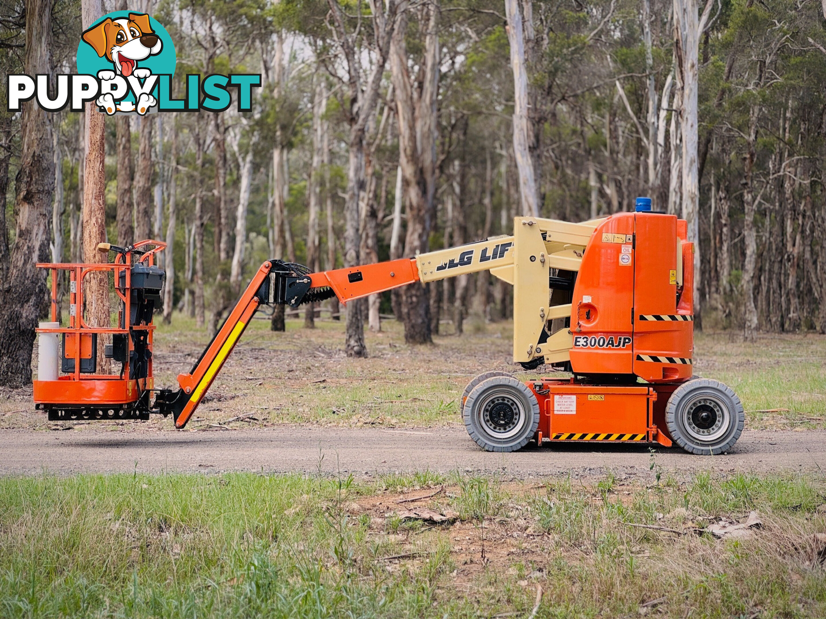 JLG E300AJP  Boom Lift Access &amp; Height Safety