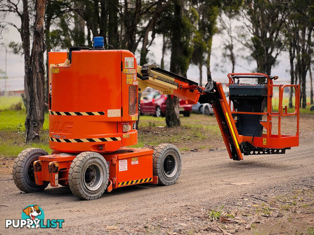 JLG E300AJP  Boom Lift Access &amp; Height Safety