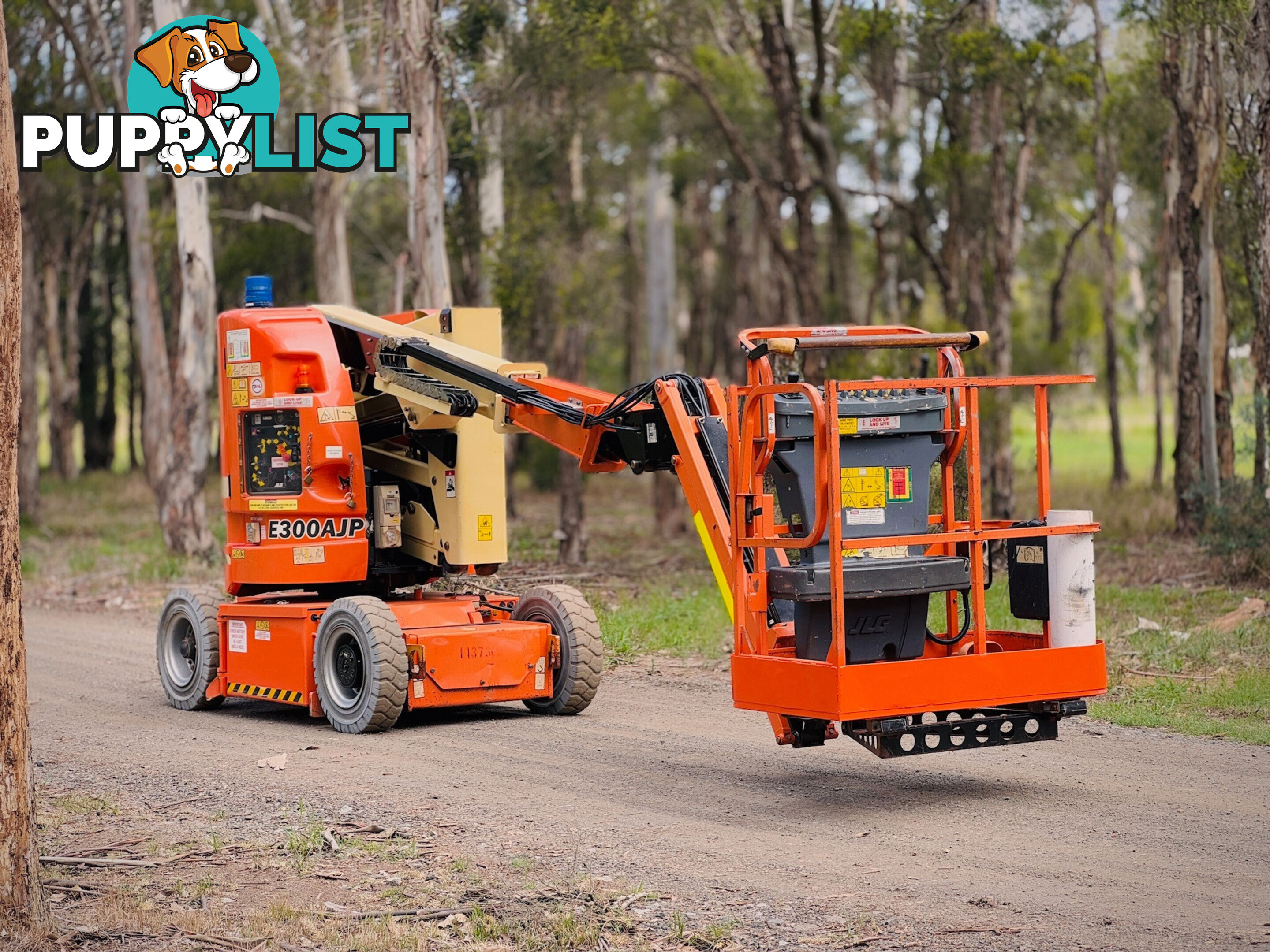 JLG E300AJP  Boom Lift Access &amp; Height Safety