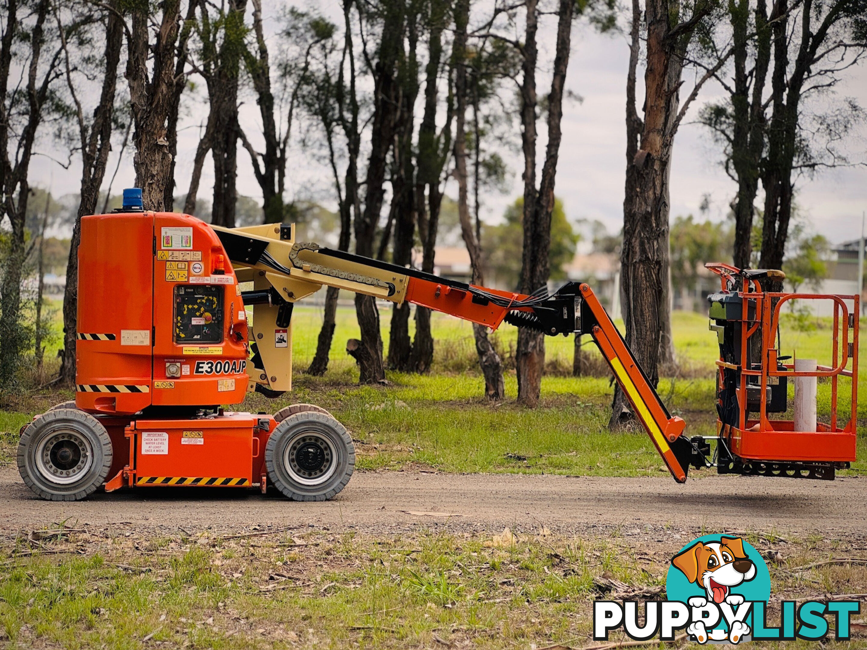 JLG E300AJP  Boom Lift Access &amp; Height Safety