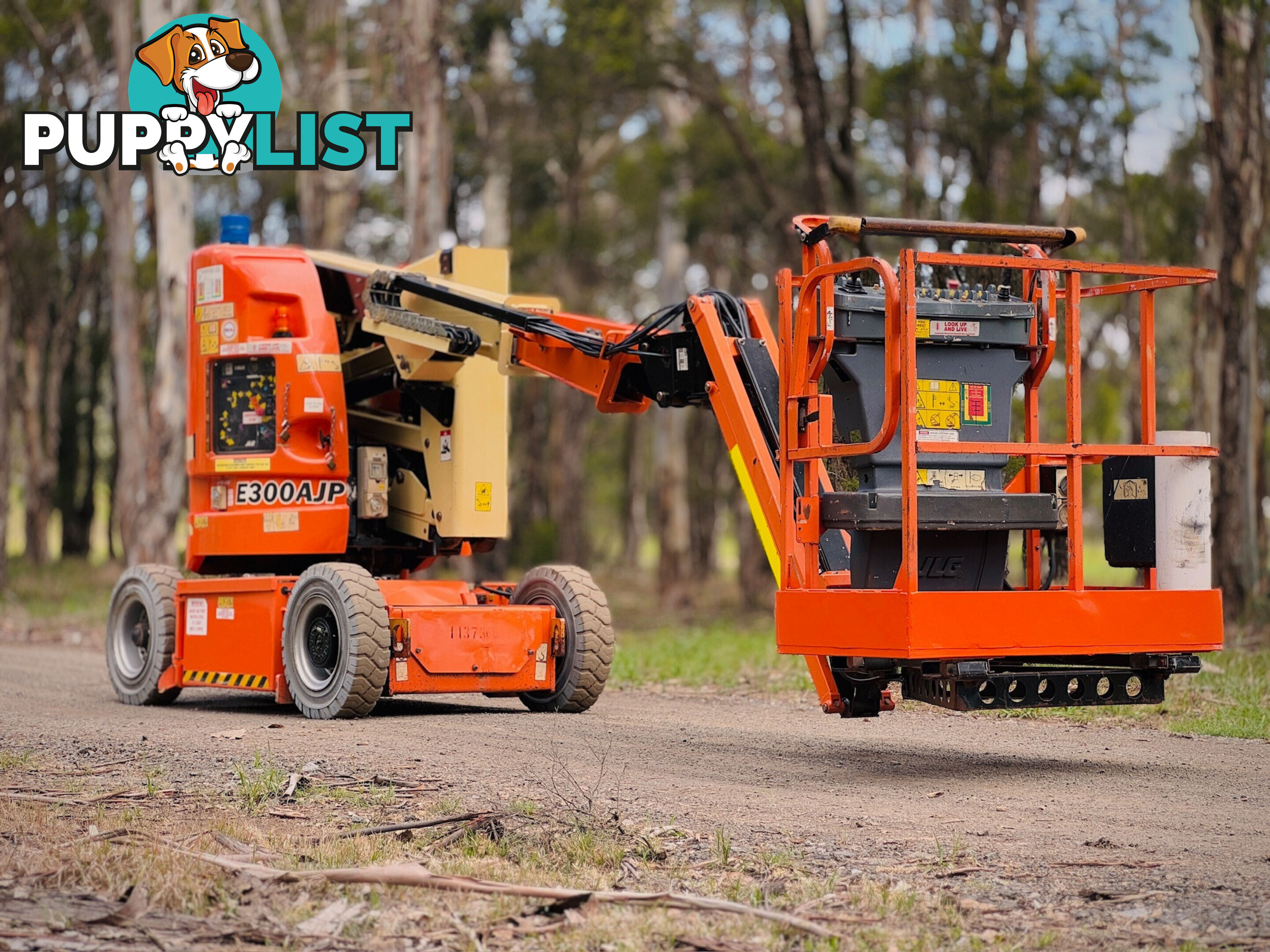 JLG E300AJP  Boom Lift Access &amp; Height Safety