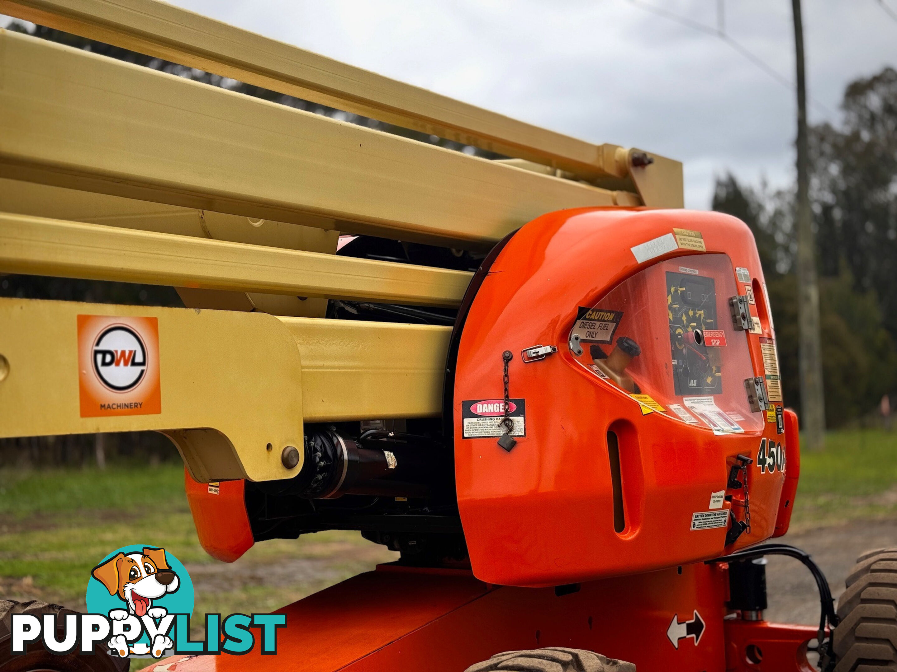 JLG 450AJ Boom Lift Access &amp; Height Safety