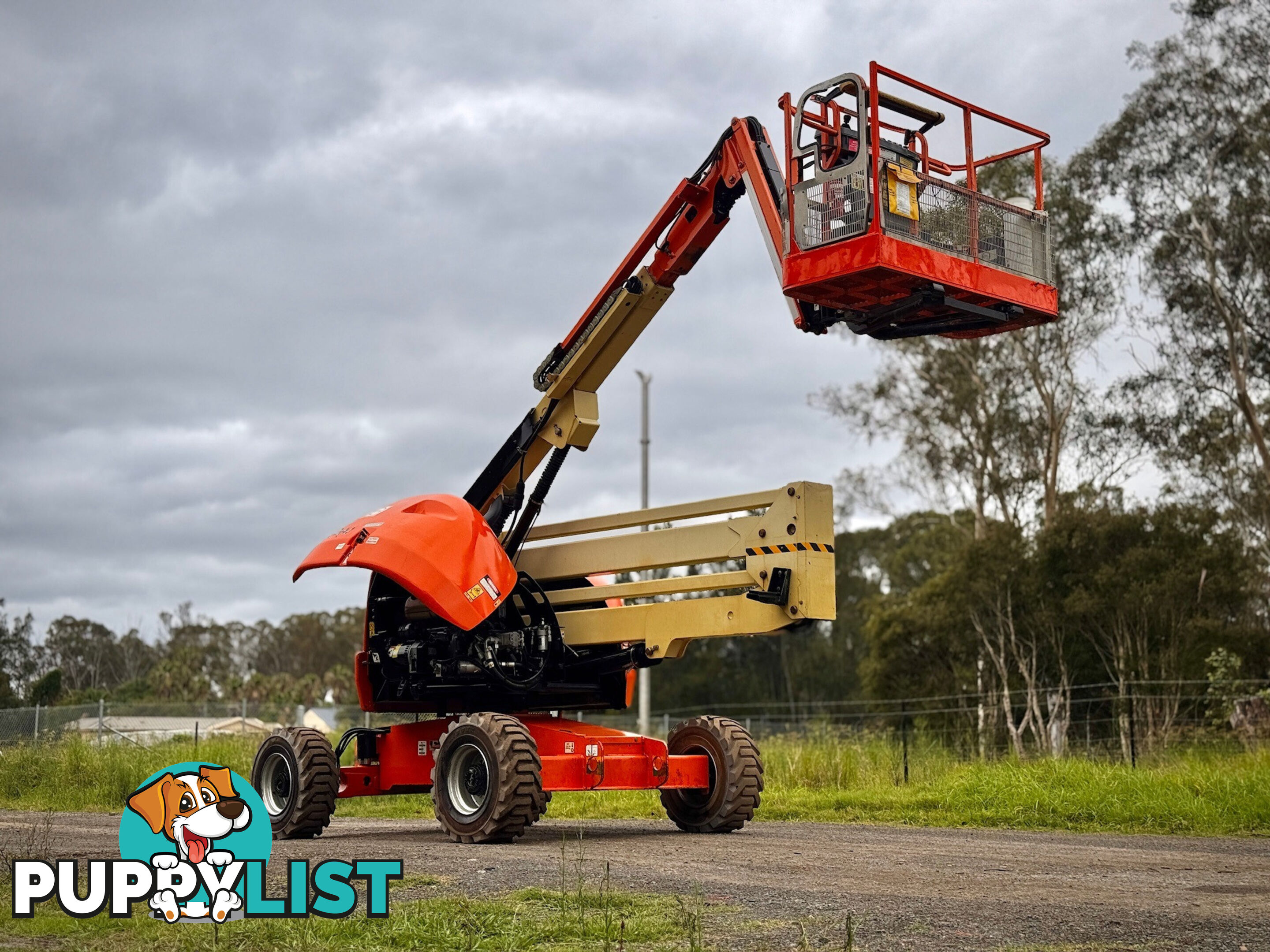 JLG 450AJ Boom Lift Access &amp; Height Safety