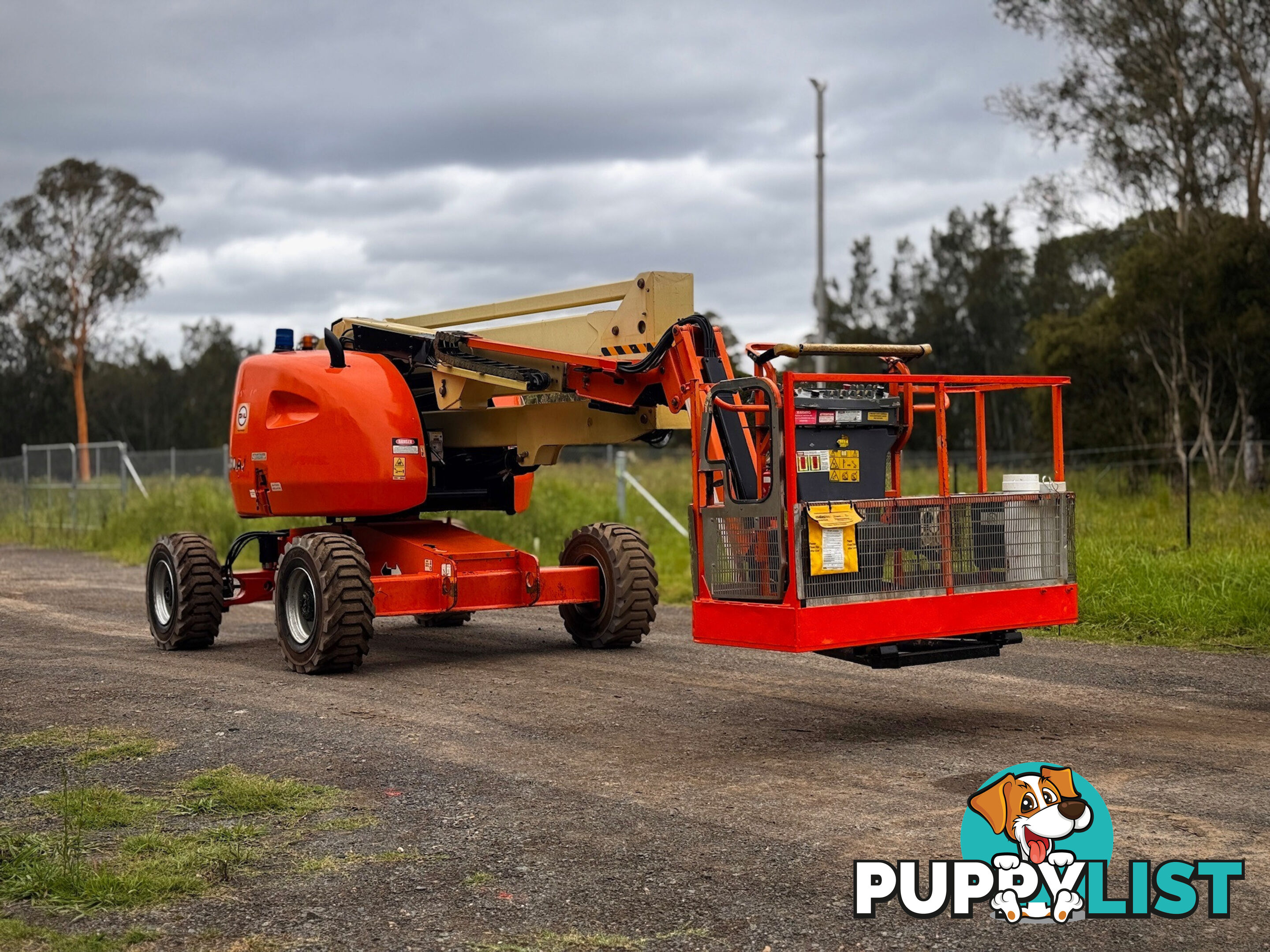 JLG 450AJ Boom Lift Access &amp; Height Safety