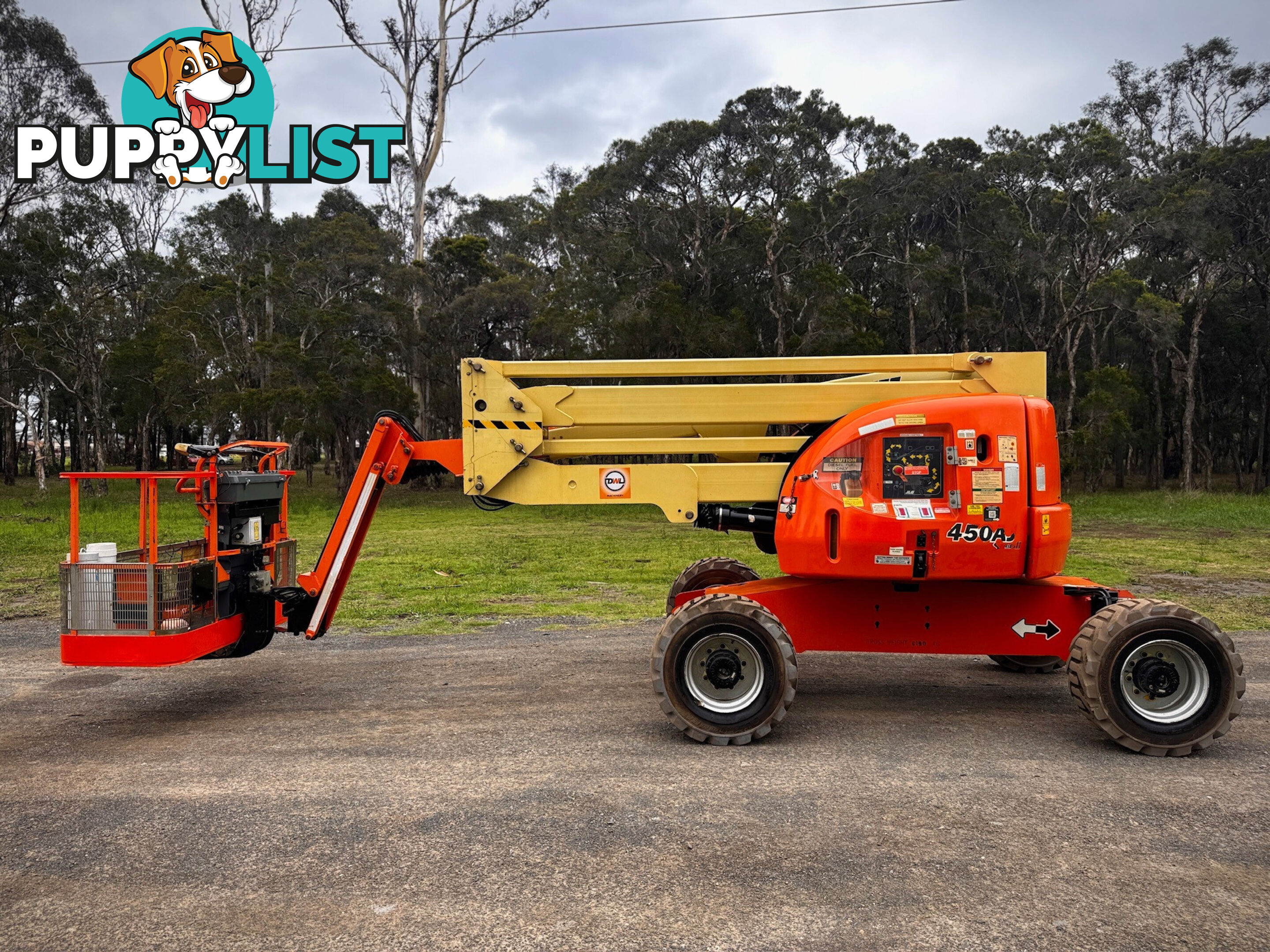 JLG 450AJ Boom Lift Access &amp; Height Safety