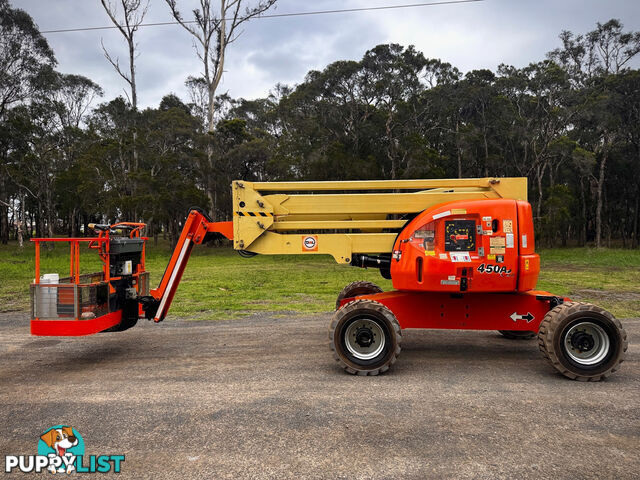 JLG 450AJ Boom Lift Access &amp; Height Safety