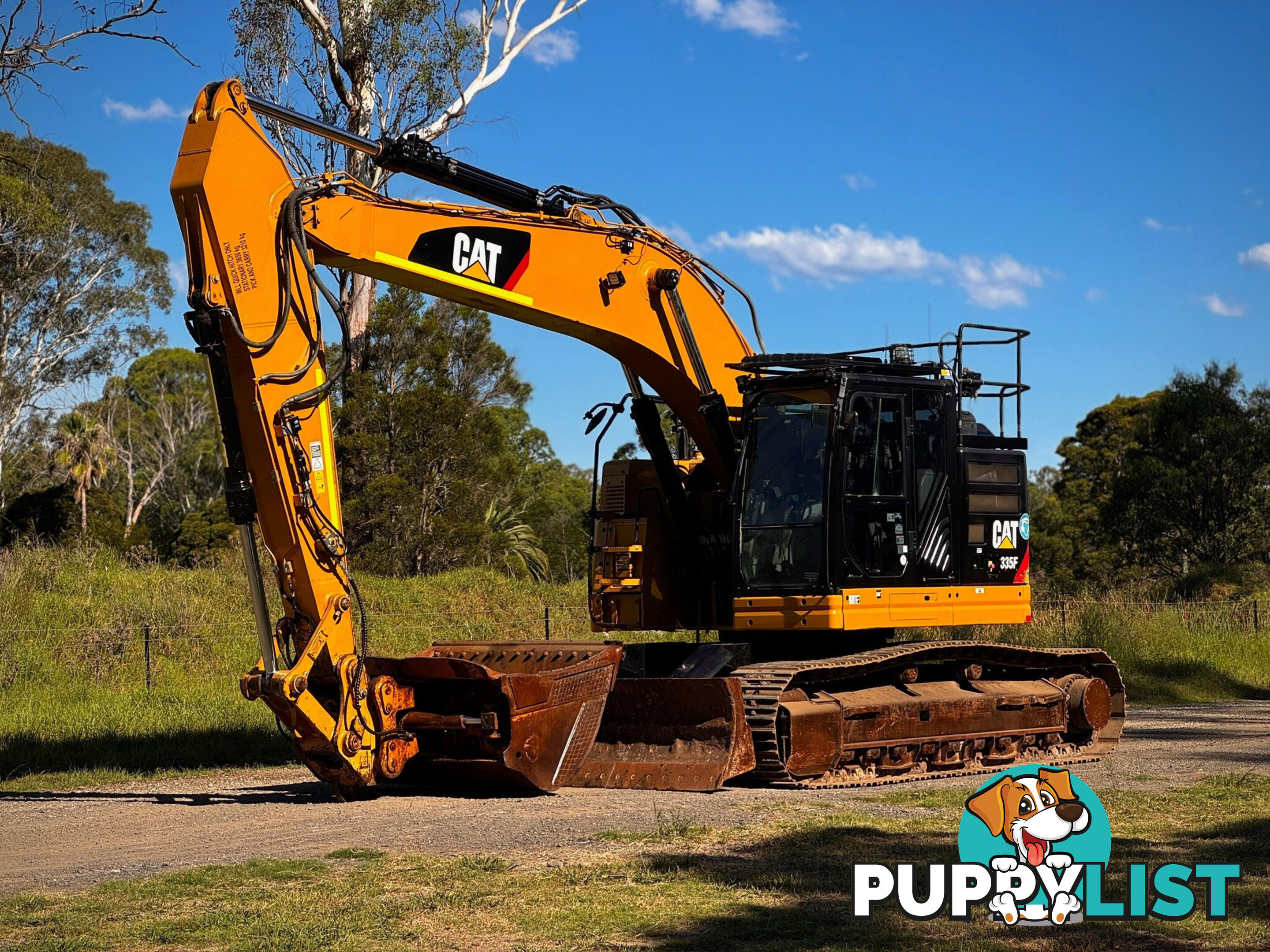 Caterpillar 335F Tracked-Excav Excavator