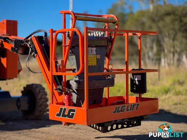 JLG 340AJ Boom Lift Access &amp; Height Safety