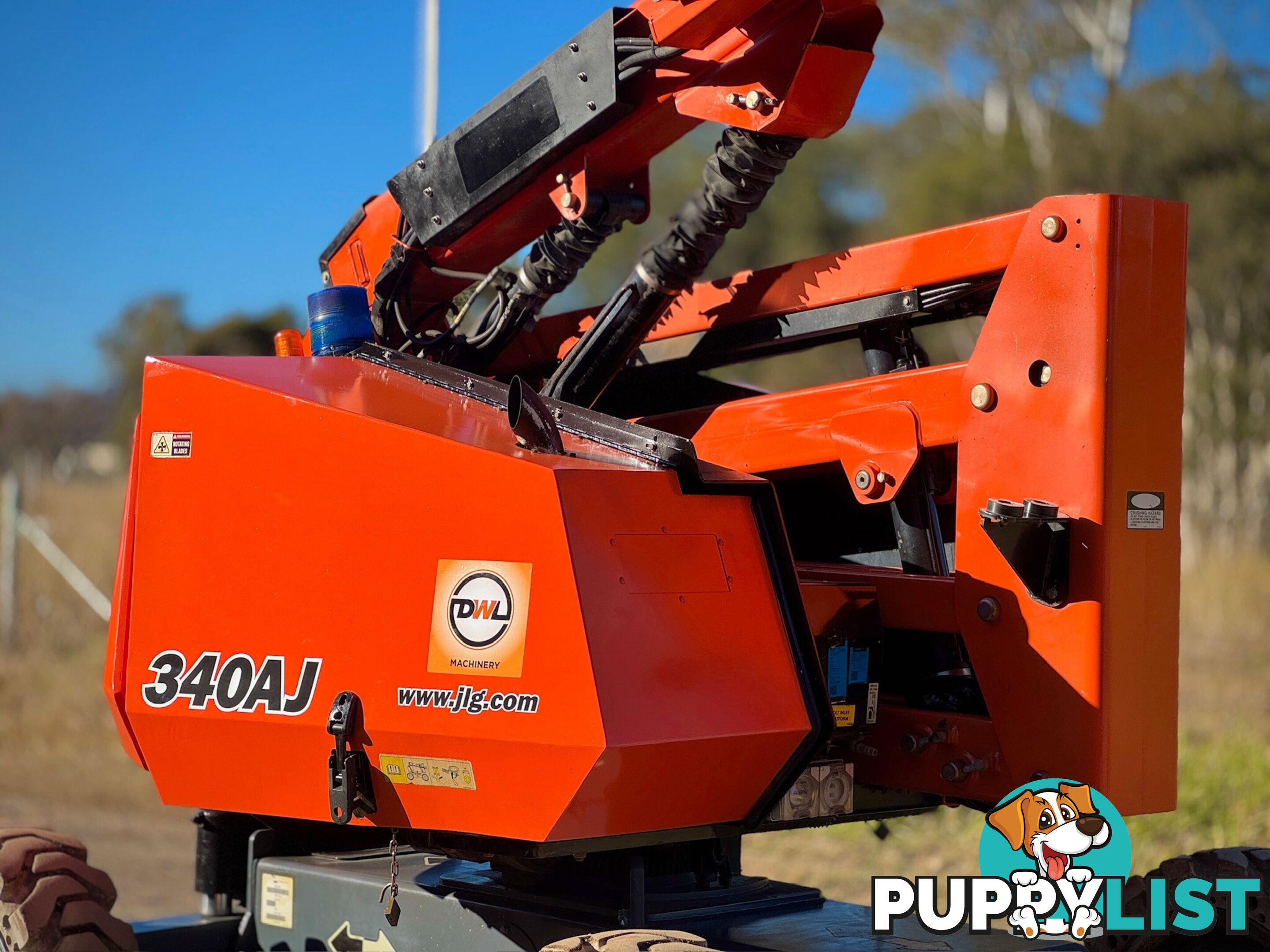 JLG 340AJ Boom Lift Access &amp; Height Safety