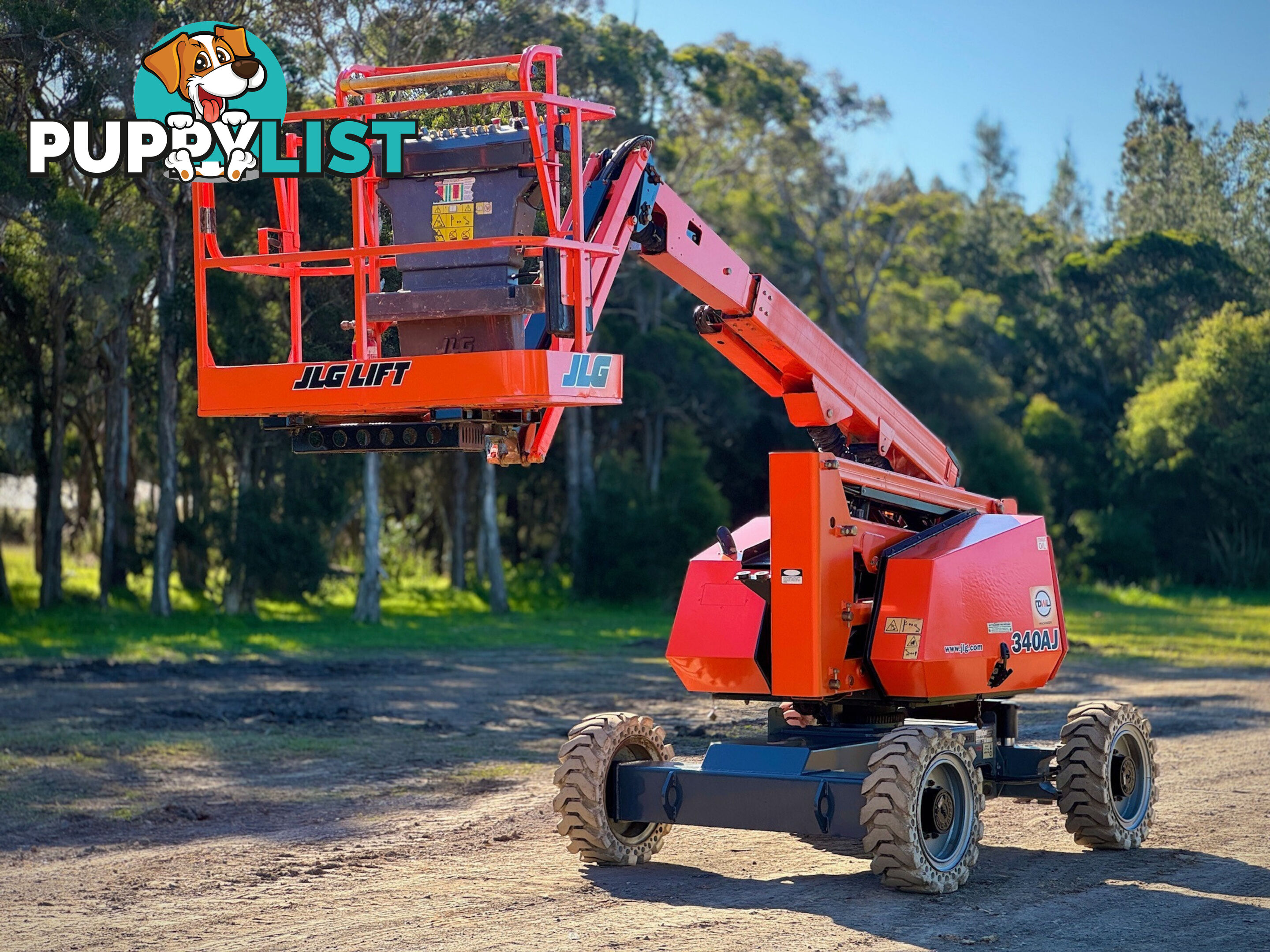 JLG 340AJ Boom Lift Access &amp; Height Safety