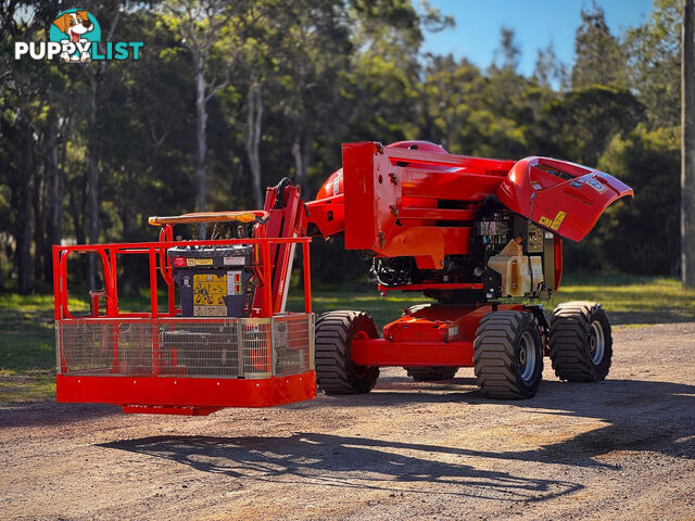 JLG 450AJ Boom Lift Access &amp; Height Safety