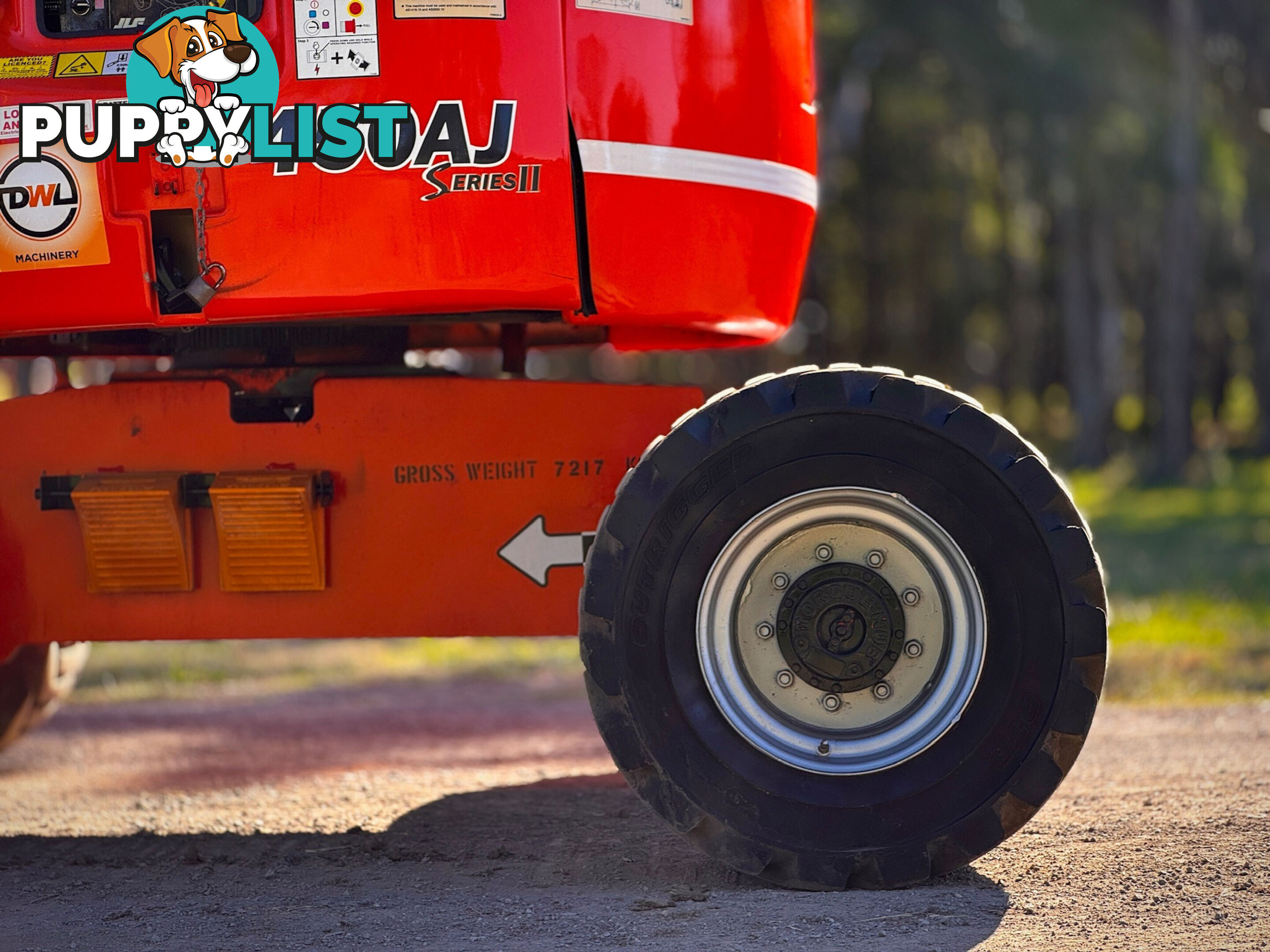 JLG 450AJ Boom Lift Access &amp; Height Safety