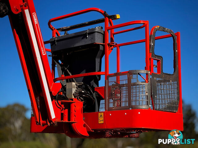 JLG 450AJ Boom Lift Access &amp; Height Safety