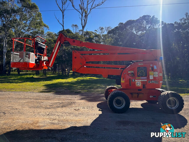 JLG 450AJ Boom Lift Access &amp; Height Safety