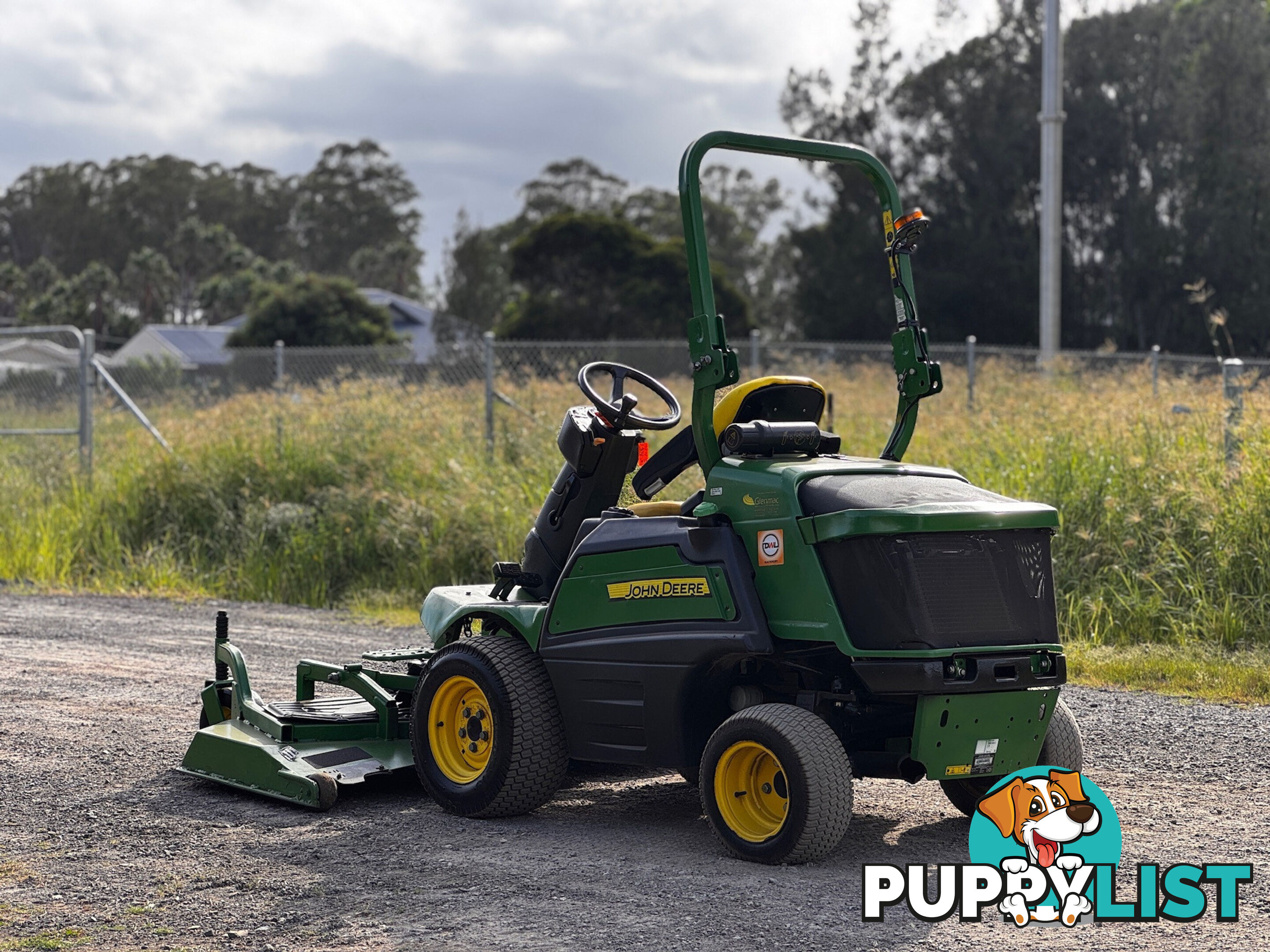 John Deere 1570 Front Deck Lawn Equipment