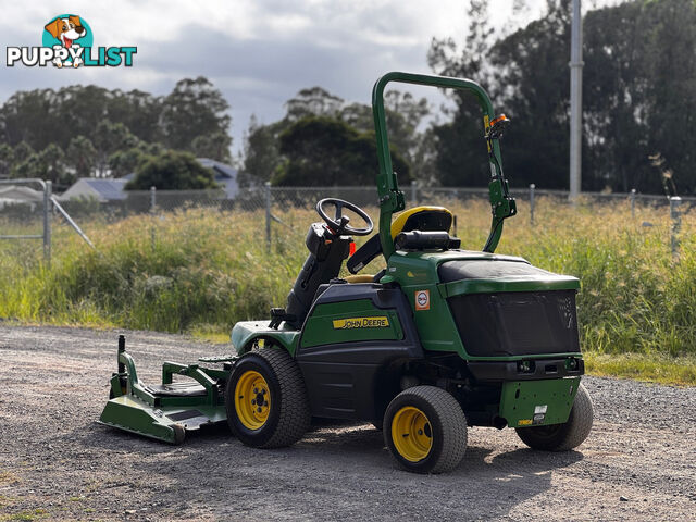 John Deere 1570 Front Deck Lawn Equipment