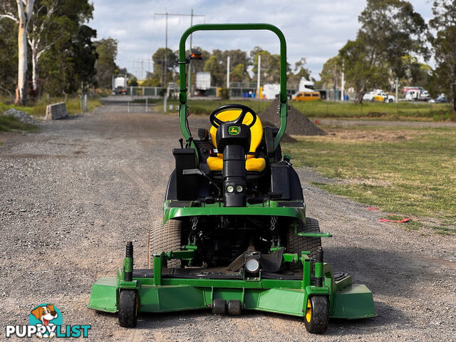 John Deere 1570 Front Deck Lawn Equipment