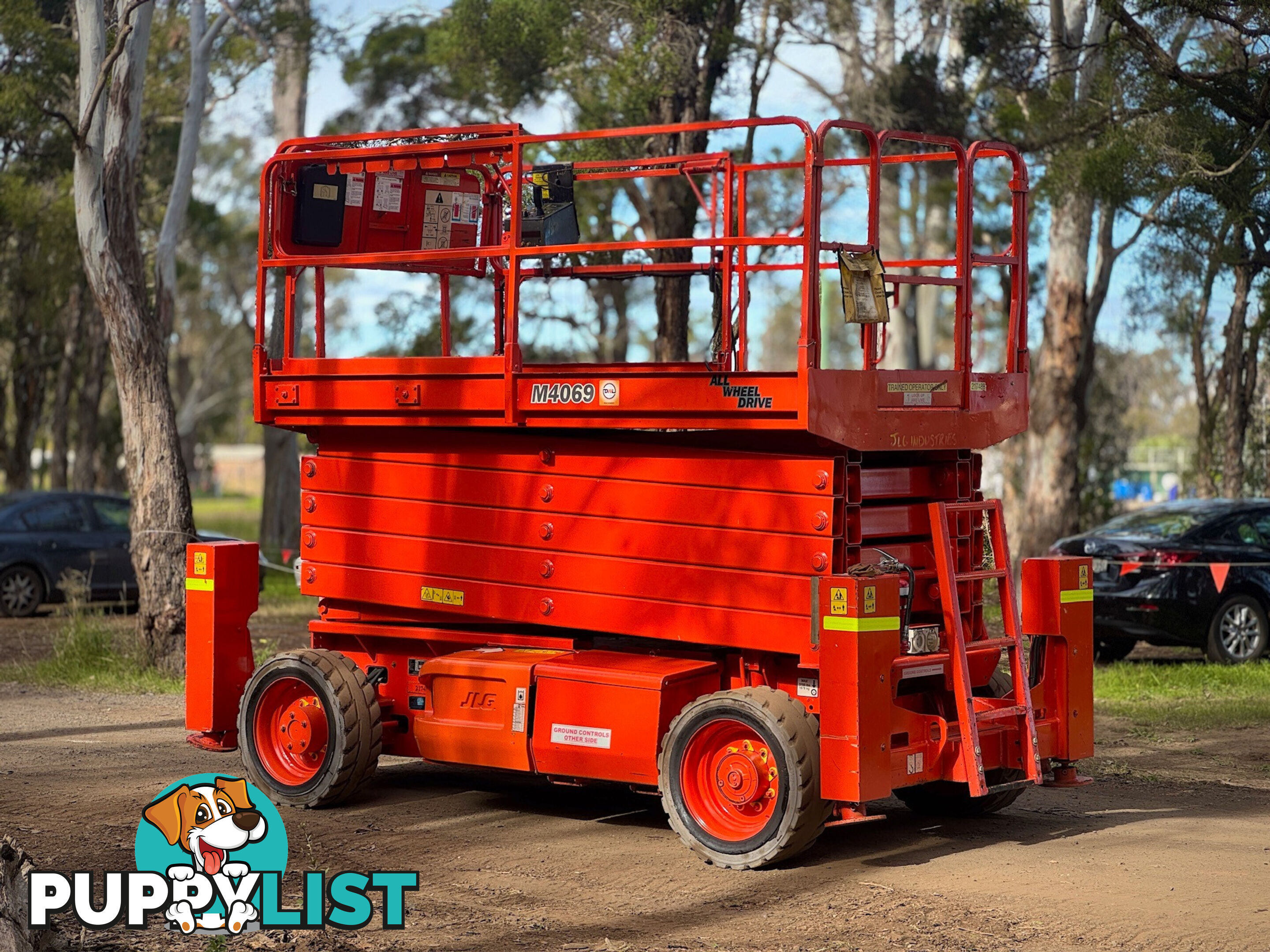 JLG M4069 Scissor Lift Access &amp; Height Safety