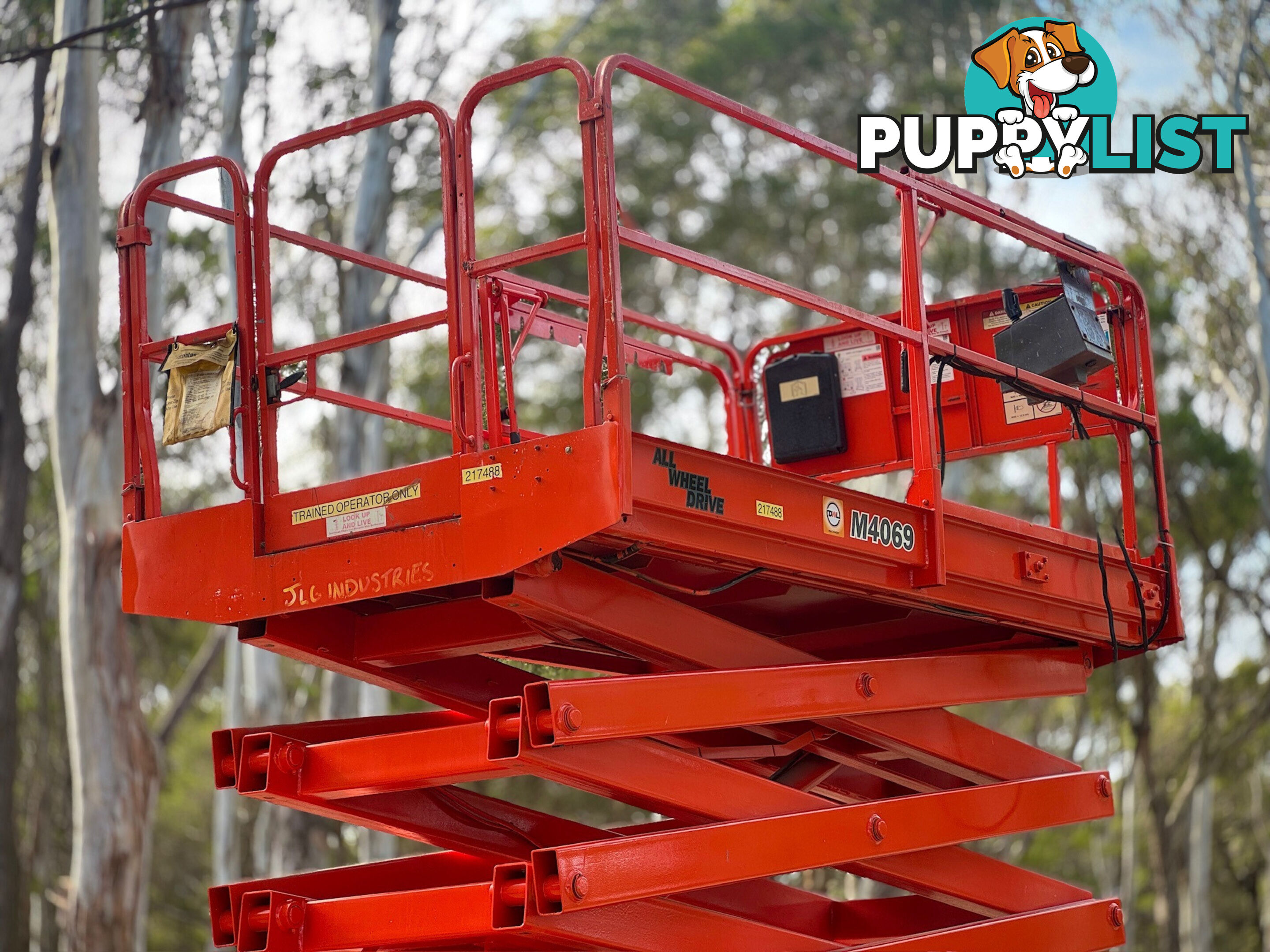 JLG M4069 Scissor Lift Access &amp; Height Safety