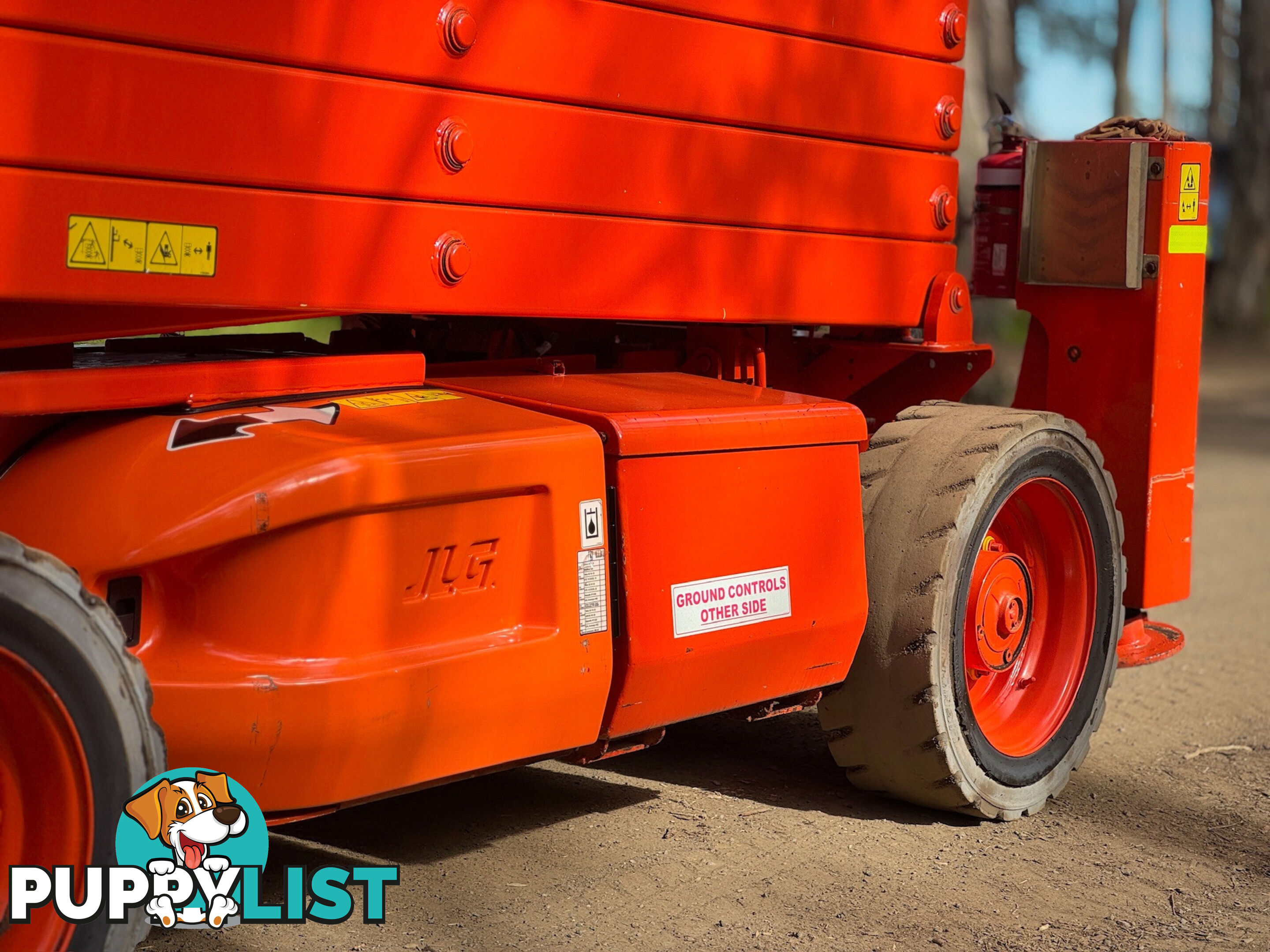 JLG M4069 Scissor Lift Access &amp; Height Safety