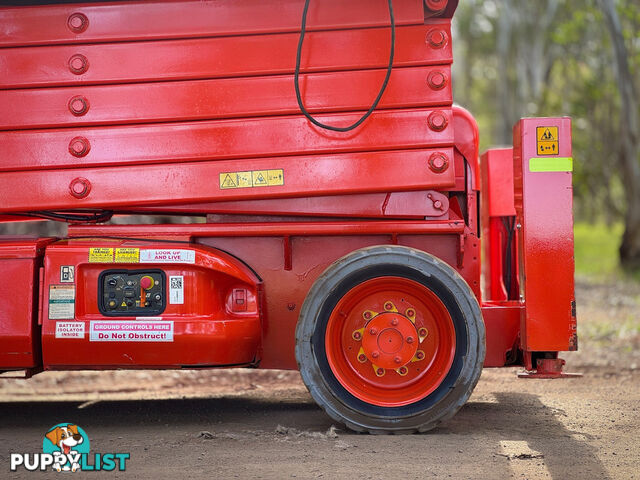 JLG M4069 Scissor Lift Access &amp; Height Safety