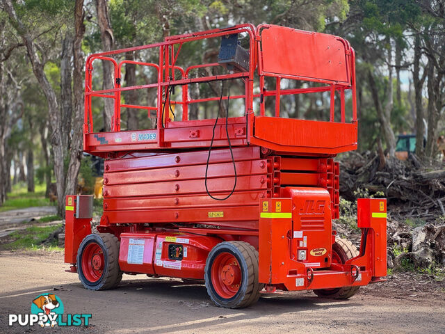 JLG M4069 Scissor Lift Access &amp; Height Safety