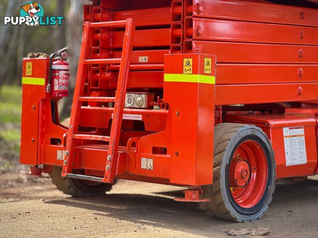 JLG M4069 Scissor Lift Access &amp; Height Safety