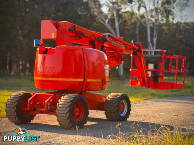 JLG 450AJ Boom Lift Access &amp; Height Safety