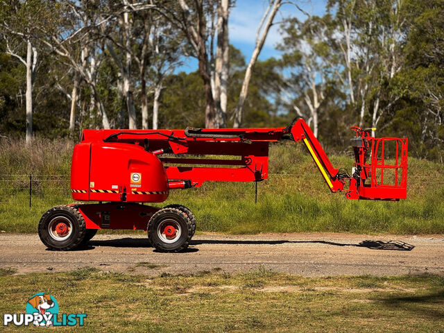 JLG 450AJ Boom Lift Access &amp; Height Safety