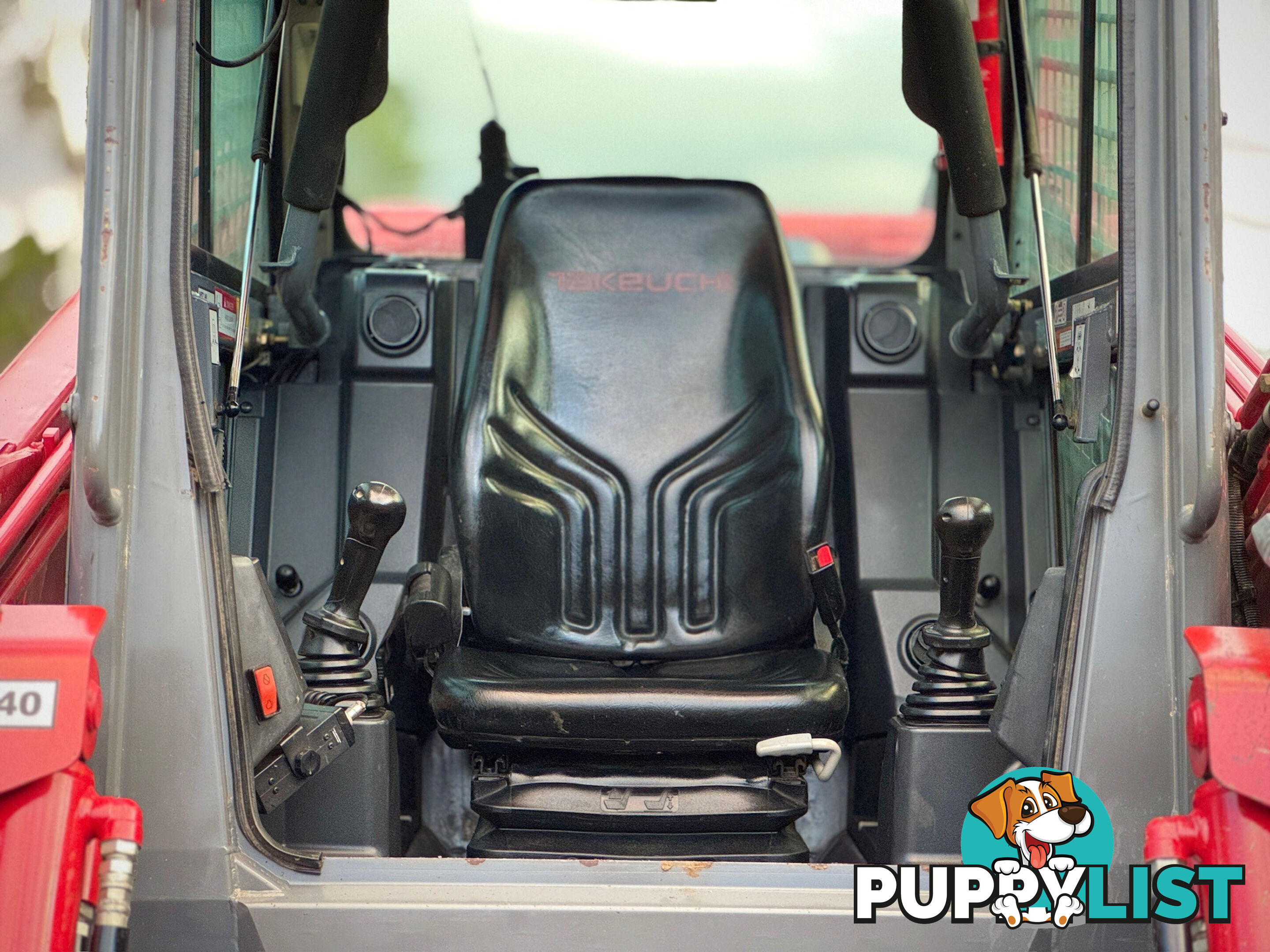 Takeuchi TL12 Skid Steer Loader