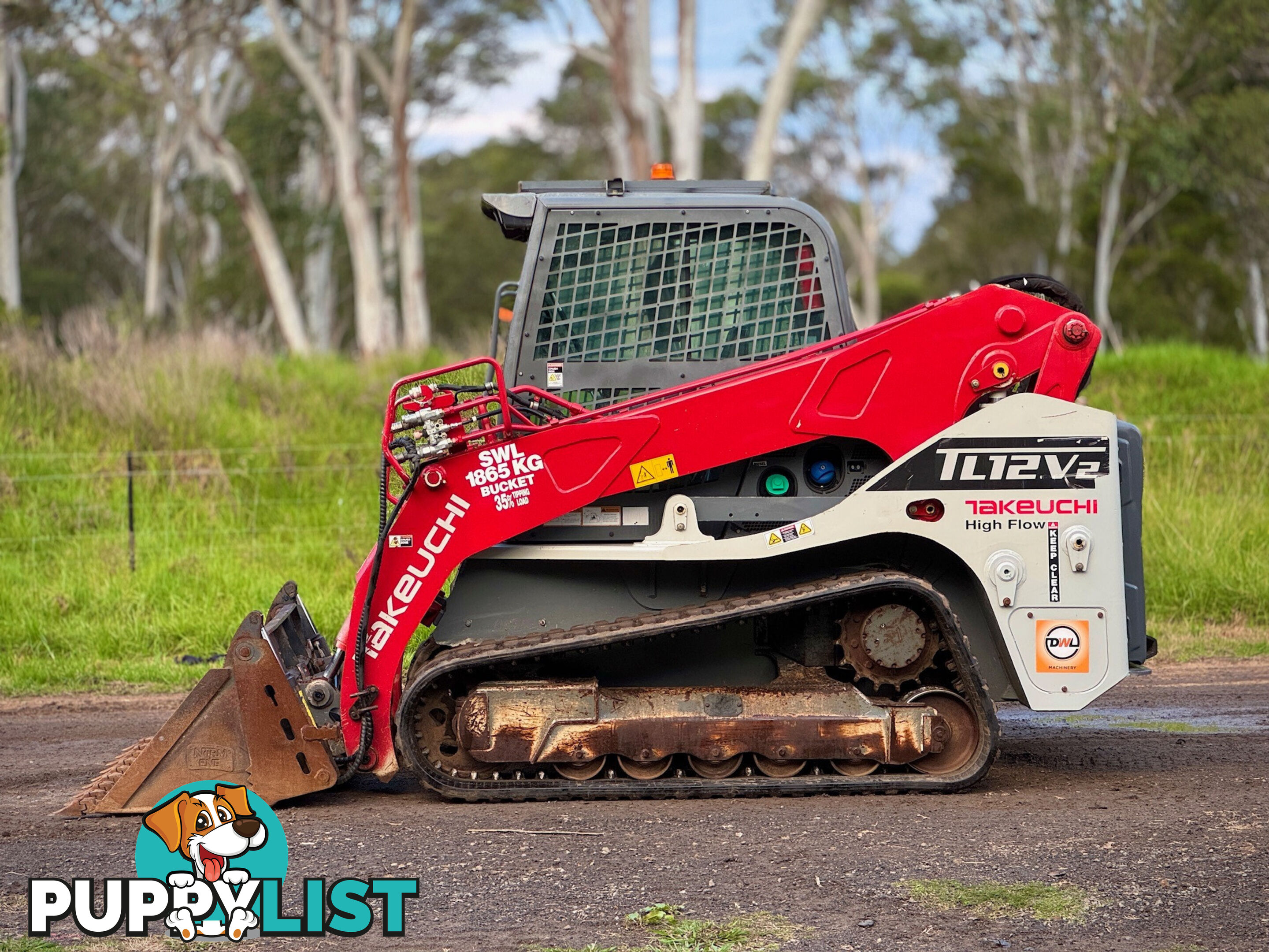 Takeuchi TL12 Skid Steer Loader