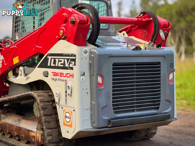 Takeuchi TL12 Skid Steer Loader