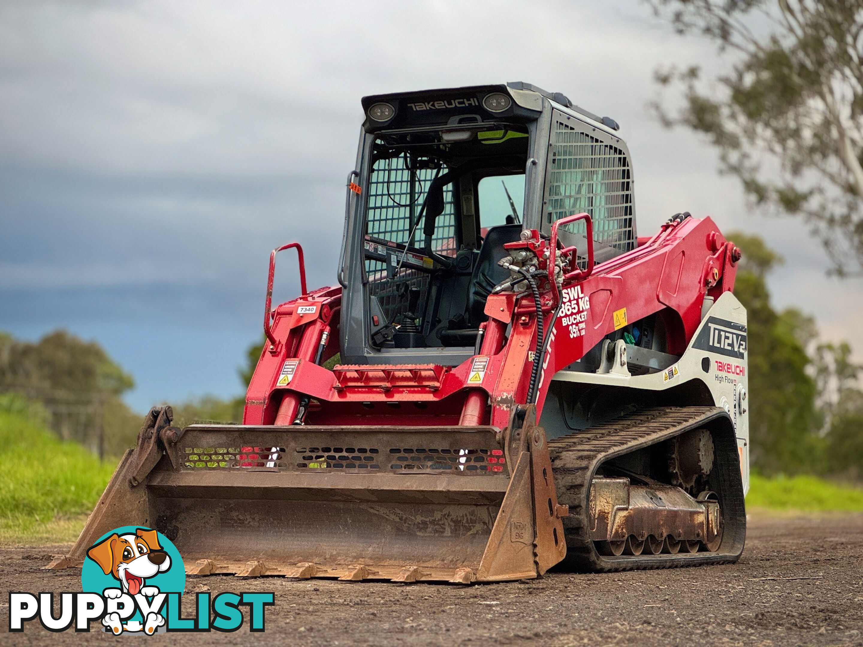 Takeuchi TL12 Skid Steer Loader