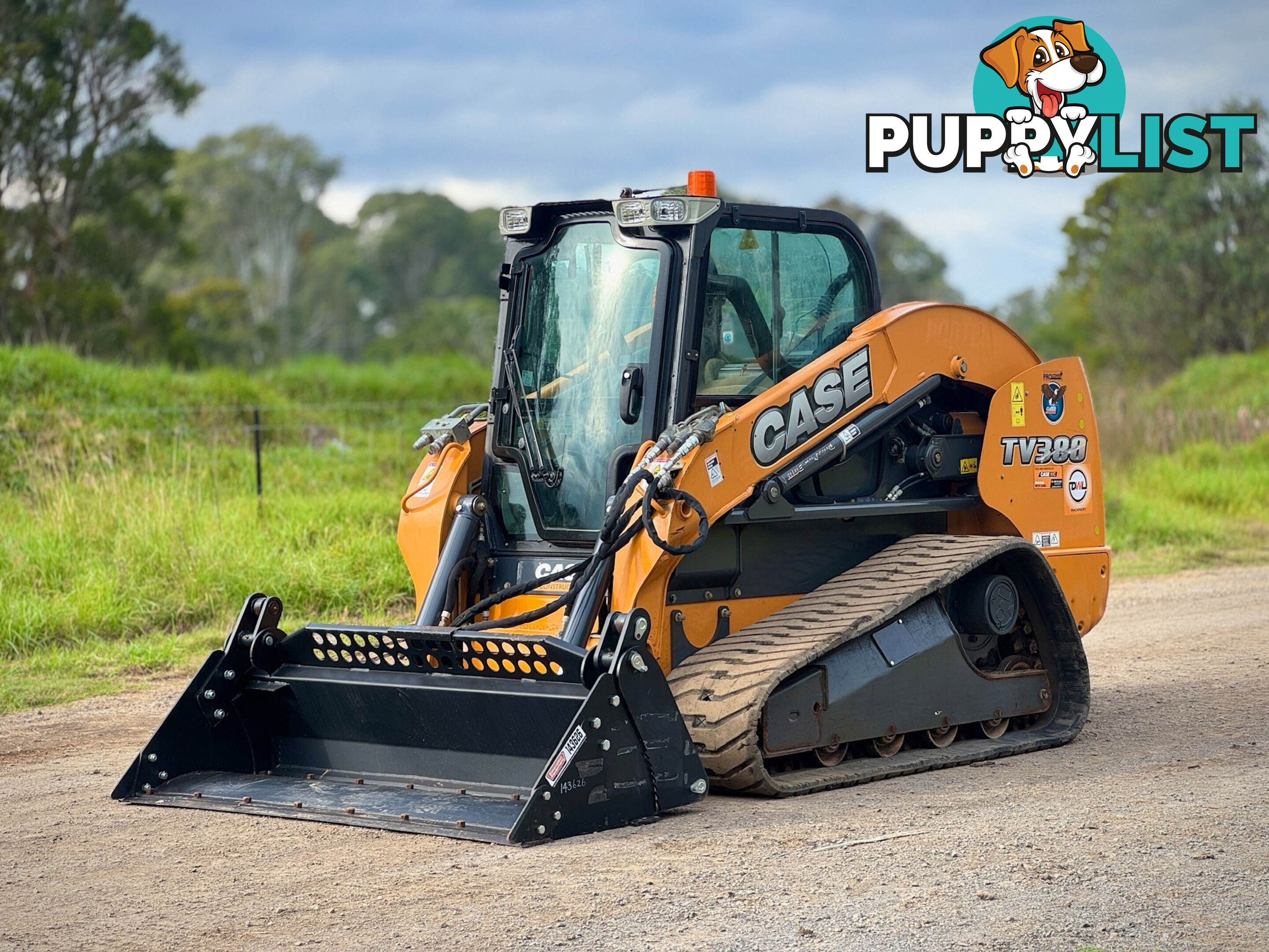 CASE TV380 Skid Steer Loader