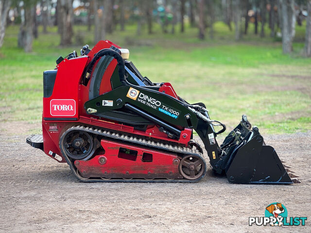 Toro TX1000 Skid Steer Loader
