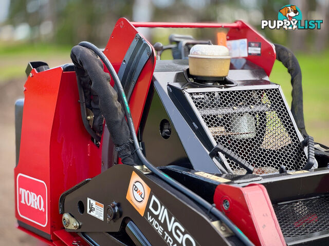 Toro TX1000 Skid Steer Loader