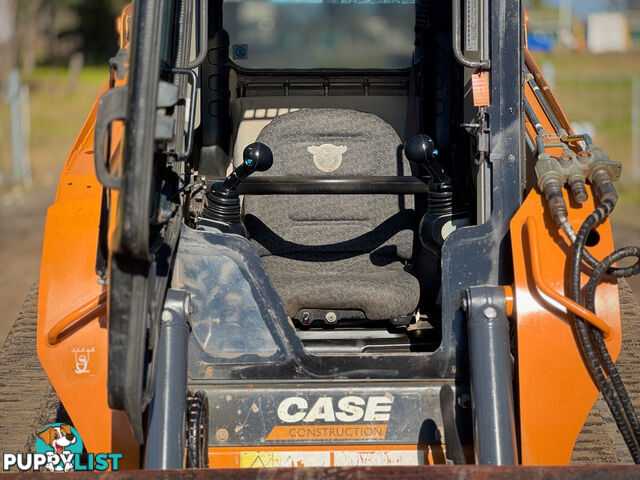 CASE TR320 Skid Steer Loader