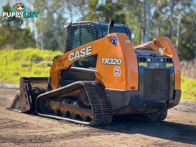 CASE TR320 Skid Steer Loader