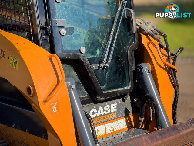 CASE TR320 Skid Steer Loader